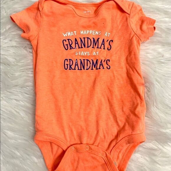 Unisex infant onsie  - Picture 1 of 3